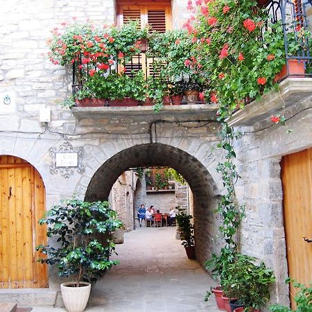 Casa Dueso Hotel El Pueyo de Araguás Екстериор снимка