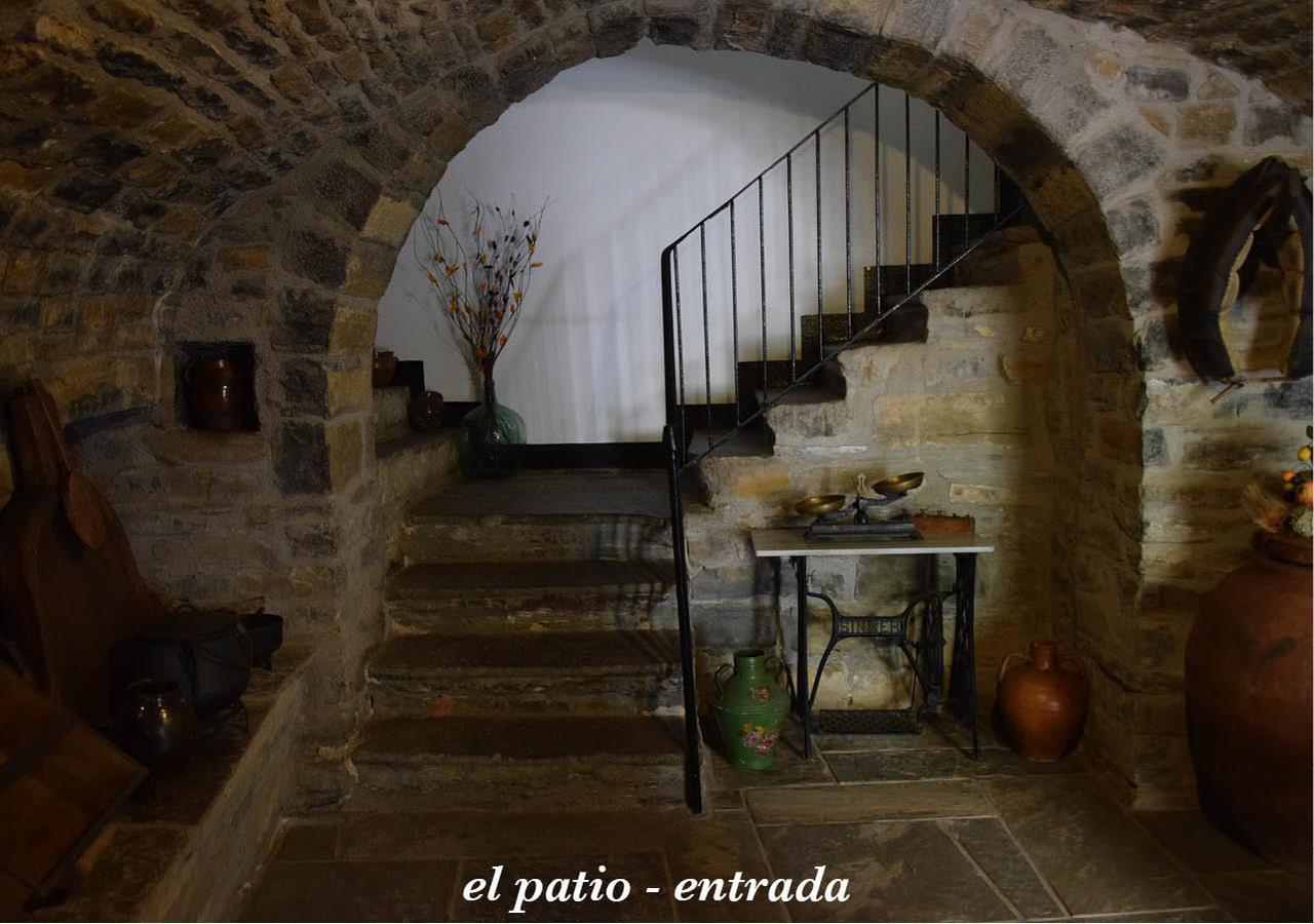 Casa Dueso Hotel El Pueyo de Araguás Екстериор снимка